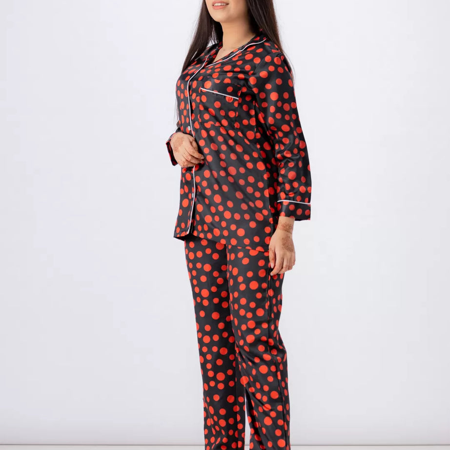 Valerie lounging Gorgeous satin fabric comes with a natural sheen and feel silky on your skin. Feel cute and sensual while staying comfortable putting - Oshi.pk - Buy & Sell Online