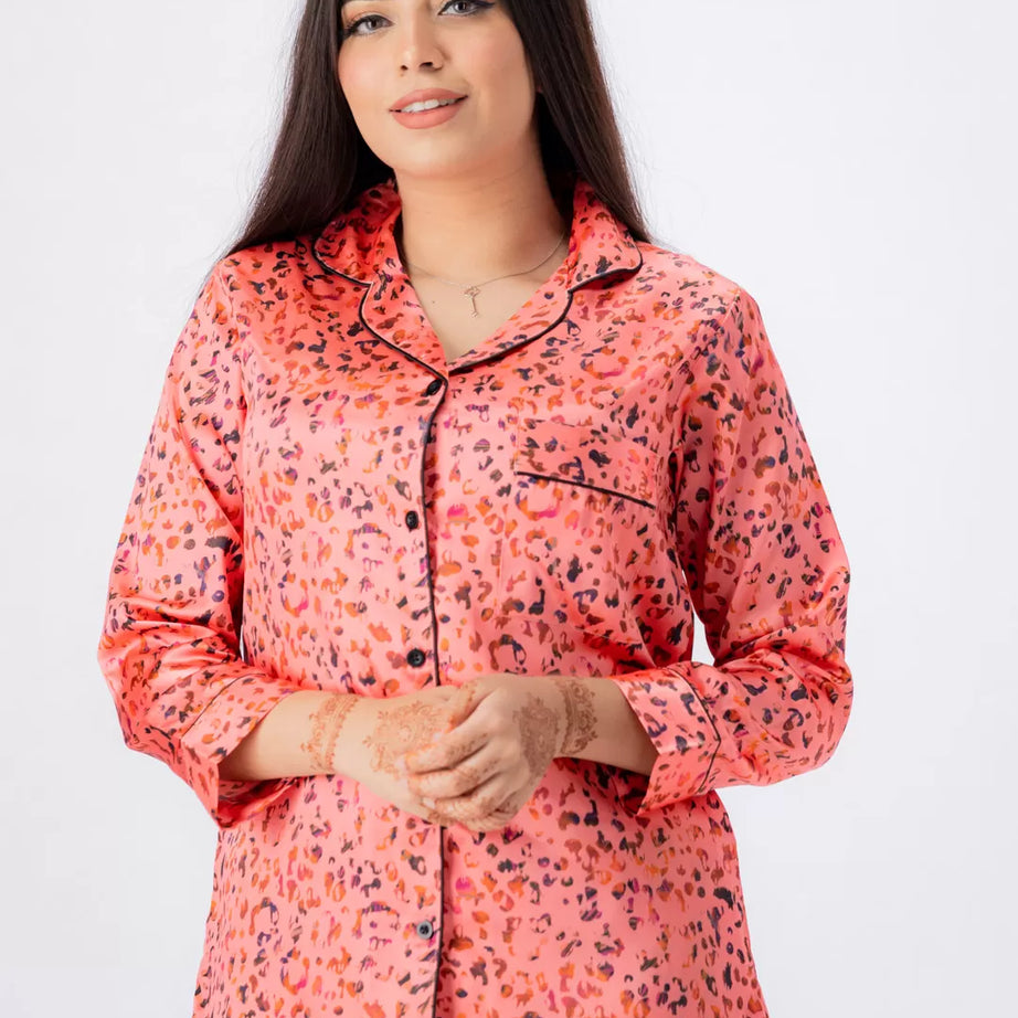 Valerie lounging Gorgeous satin fabric comes with a natural sheen and feel silky on your skin. Feel cute and sensual while staying comfortable putting - Oshi.pk - Buy & Sell Online