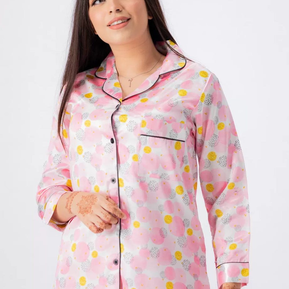 Valerie lounging Gorgeous satin fabric comes with a natural sheen and feel silky on your skin. Feel cute and sensual while staying comfortable putting - Oshi.pk - Buy & Sell Online