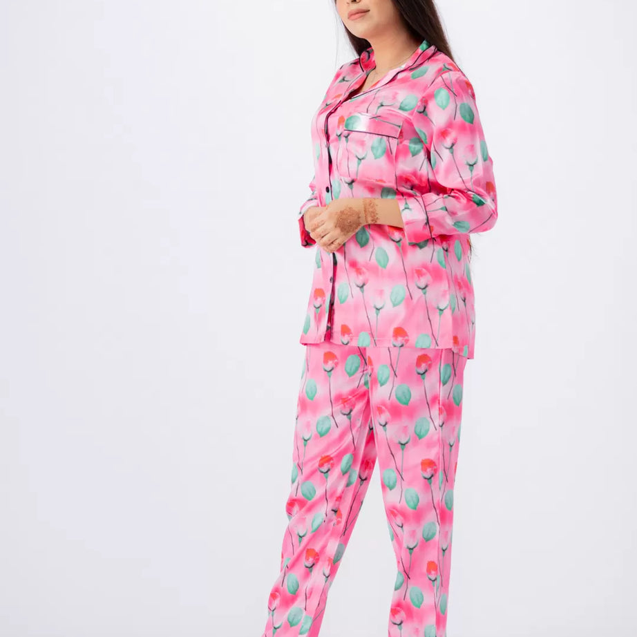 Valerie lounging Gorgeous satin fabric comes with a natural sheen and feel silky on your skin. Feel cute and sensual while staying comfortable putting - Oshi.pk - Buy & Sell Online