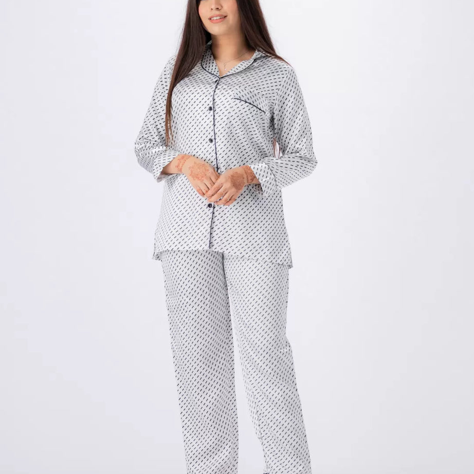 Valerie lounging Gorgeous satin fabric comes with a natural sheen and feel silky on your skin. Feel cute and sensual while staying comfortable putting - Oshi.pk - Buy & Sell Online