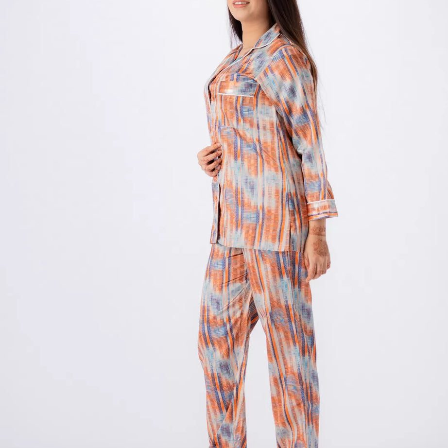 Valerie lounging Gorgeous satin fabric comes with a natural sheen and feel silky on your skin. Feel cute and sensual while staying comfortable putting - Oshi.pk - Buy & Sell Online