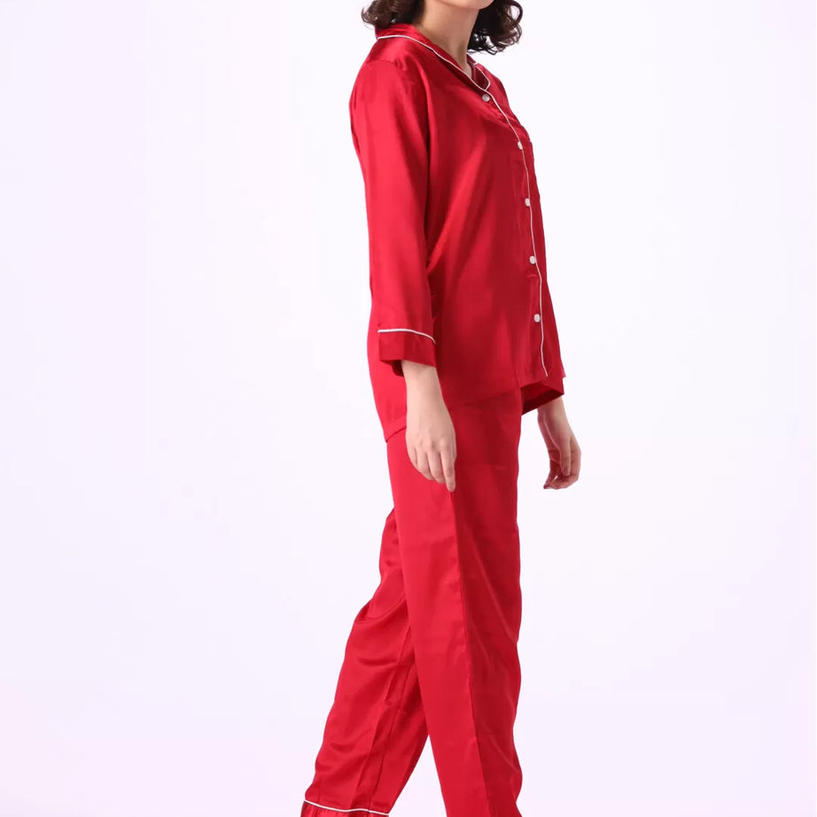 Valerie nightwear Gorgeous satin pajama set. Offering a well-fitting, luxury sleepwear. - Oshi.pk - Buy & Sell Online