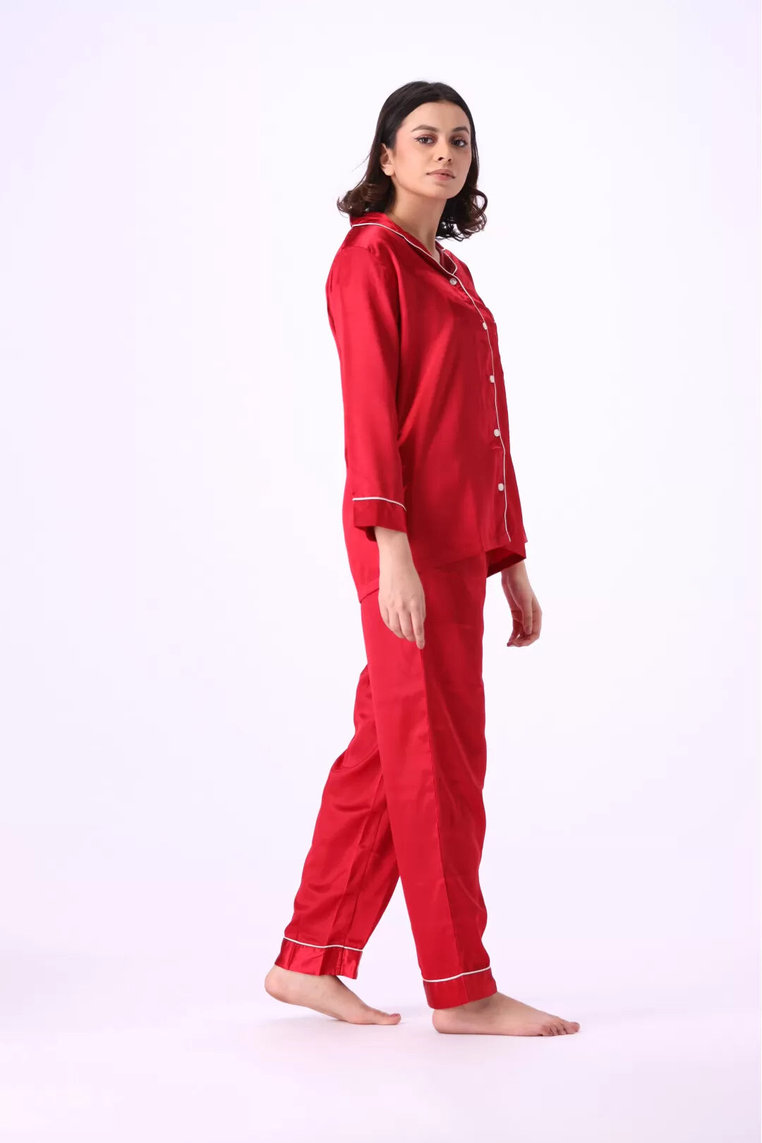Valerie nightwear Gorgeous satin pajama set. Offering a well-fitting, luxury sleepwear. - Oshi.pk - Buy & Sell Online