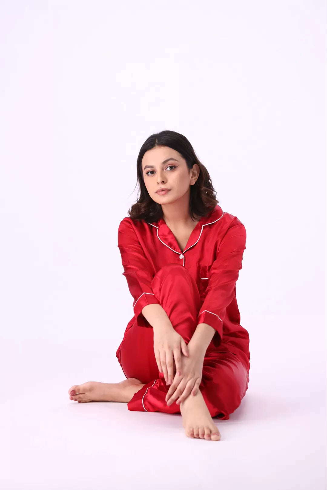 Valerie nightwear Gorgeous satin pajama set. Offering a well-fitting, luxury sleepwear. - Oshi.pk - Buy & Sell Online