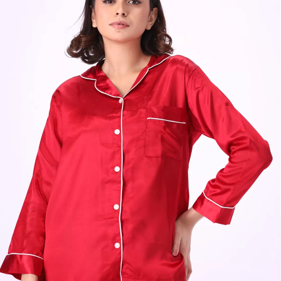 Valerie nightwear Gorgeous satin pajama set. Offering a well-fitting, luxury sleepwear. - Oshi.pk - Buy & Sell Online