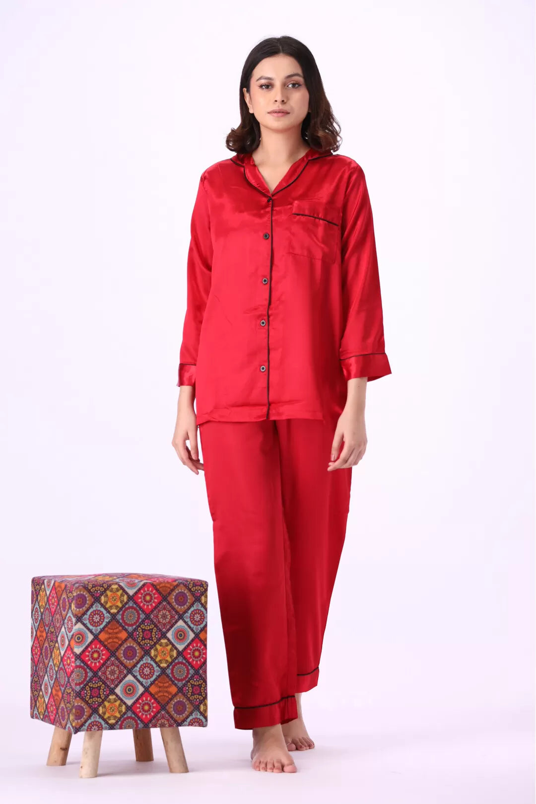 Valerie nightwear Gorgeous satin pajama set. Offering a well-fitting, luxury sleepwear. - Oshi.pk - Buy & Sell Online