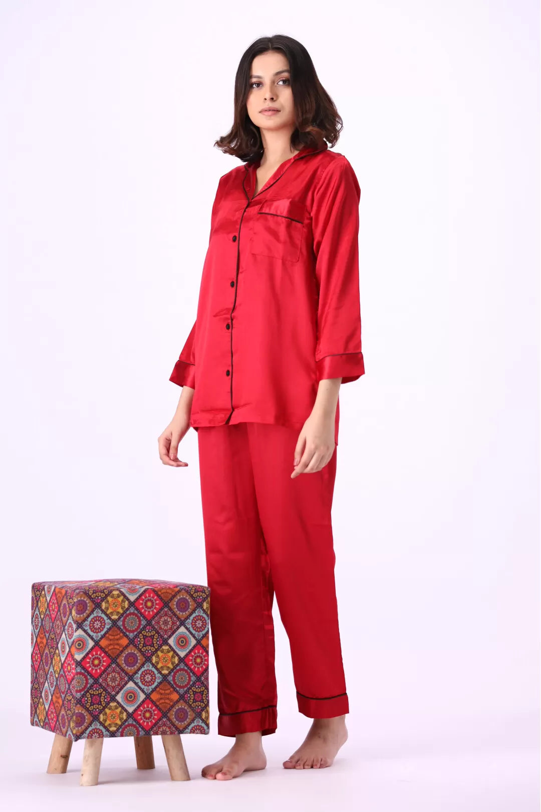 Valerie nightwear Gorgeous satin pajama set. Offering a well-fitting, luxury sleepwear. - Oshi.pk - Buy & Sell Online