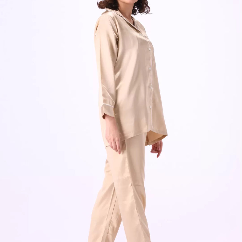 Valerie nightwear Gorgeous satin pajama set. Offering a well-fitting, luxury sleepwear. - Oshi.pk - Buy & Sell Online