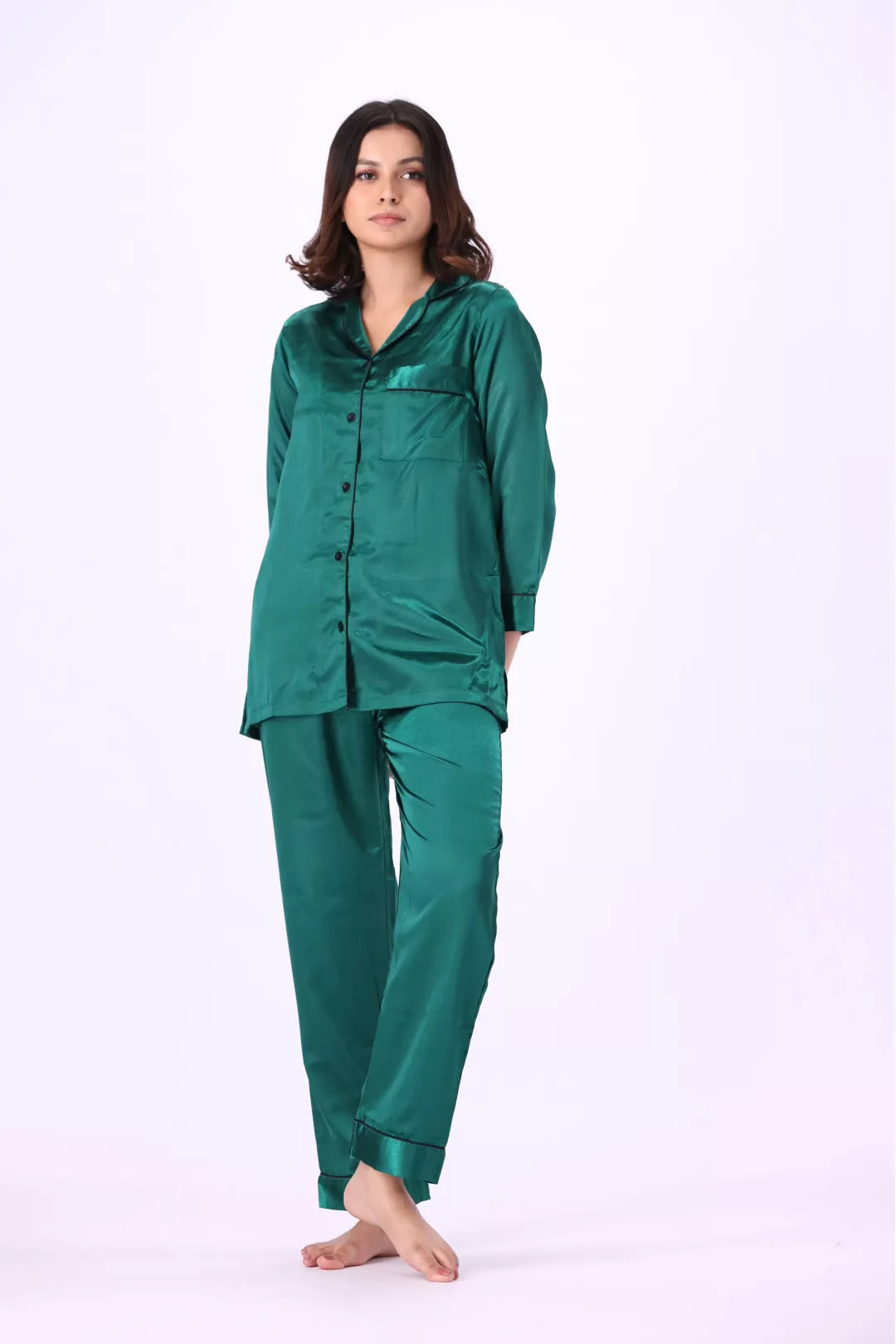 Valerie nightwear Gorgeous satin pajama set. Offering a well-fitting, luxury sleepwear. - Oshi.pk - Buy & Sell Online