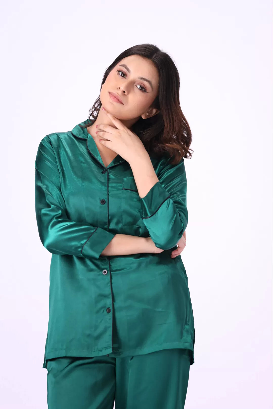 Valerie nightwear Gorgeous satin pajama set. Offering a well-fitting, luxury sleepwear. - Oshi.pk - Buy & Sell Online