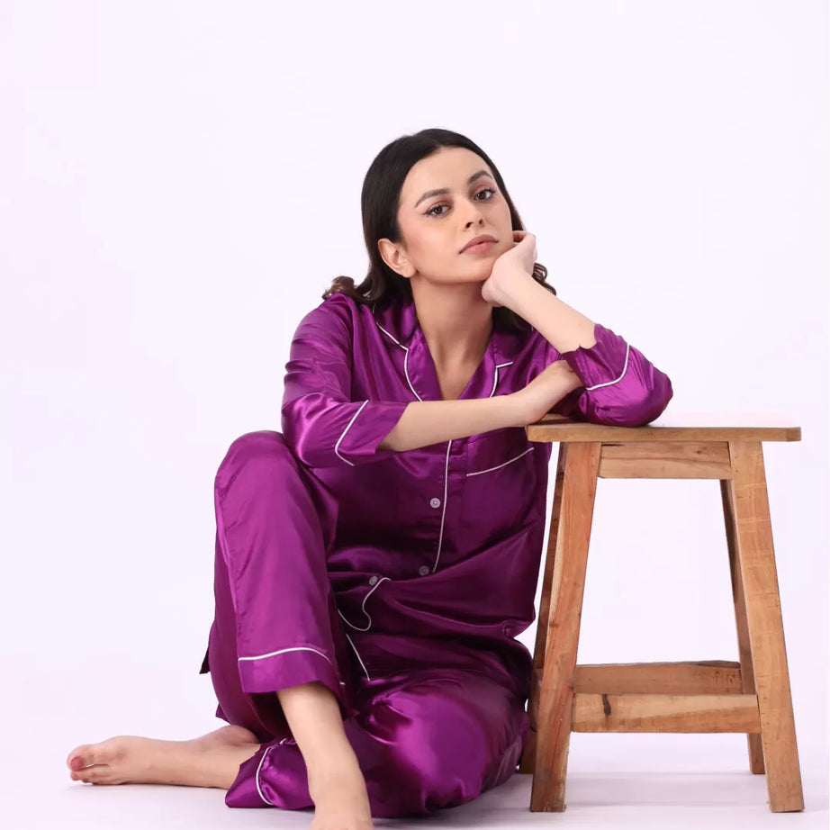 Valerie nightwear Gorgeous satin pajama set. Offering a well-fitting, luxury sleepwear. - Oshi.pk - Buy & Sell Online