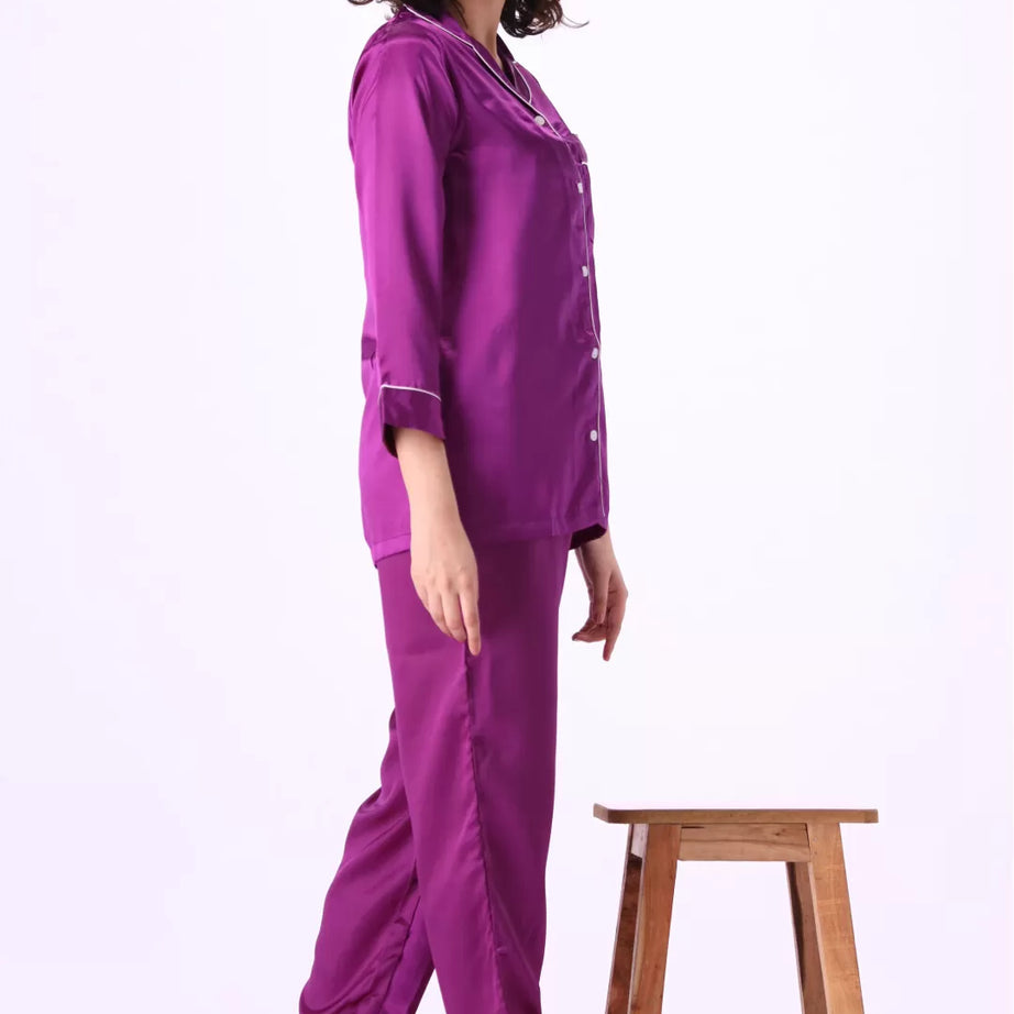 Valerie nightwear Gorgeous satin pajama set. Offering a well-fitting, luxury sleepwear. - Oshi.pk - Buy & Sell Online