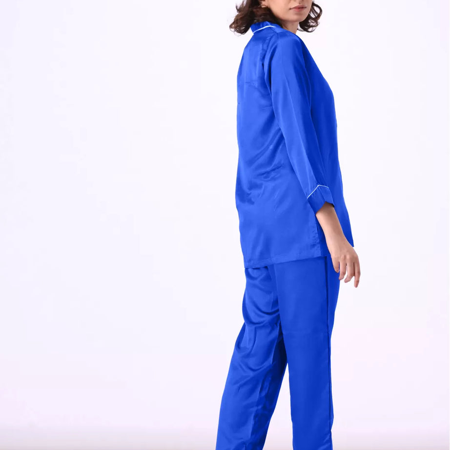 Valerie nightwear Gorgeous satin pajama set. Offering a well-fitting, luxury sleepwear. - Oshi.pk - Buy & Sell Online