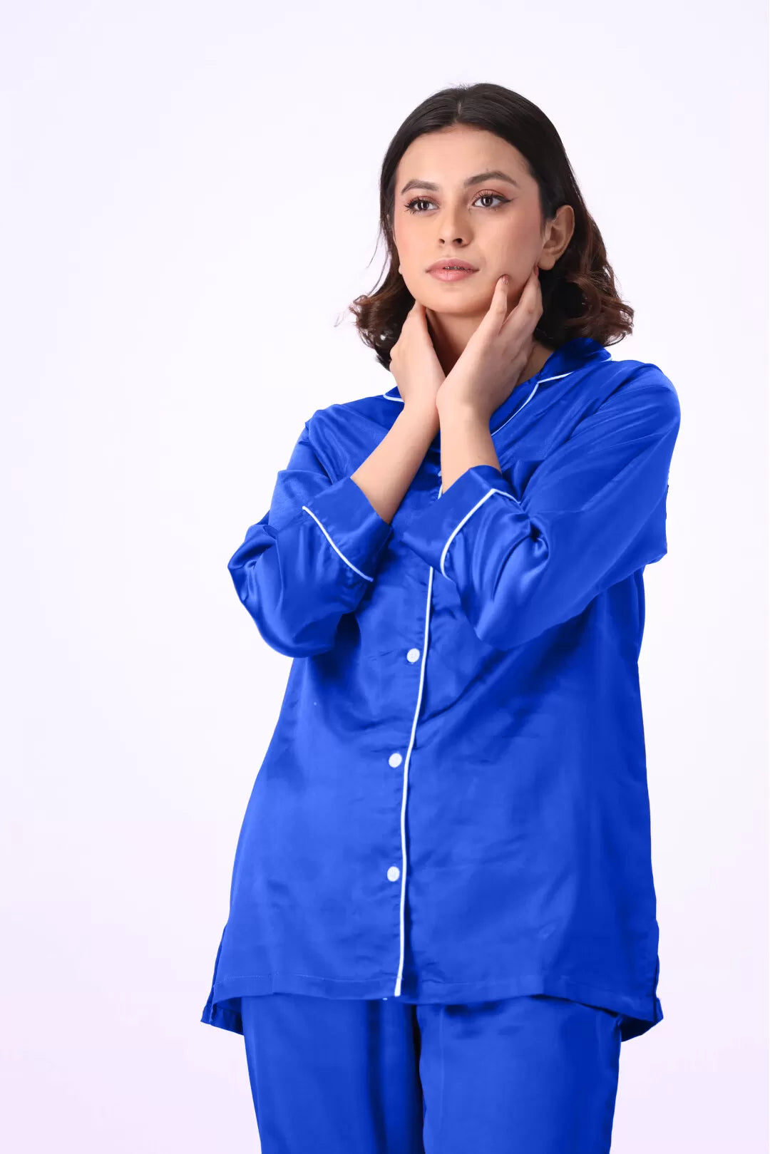 Valerie nightwear Gorgeous satin pajama set. Offering a well-fitting, luxury sleepwear. - Oshi.pk - Buy & Sell Online