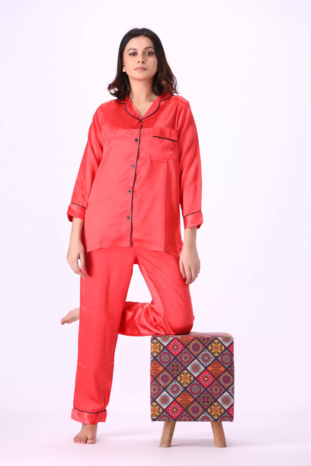 Valerie nightwear Gorgeous satin pajama set. Offering a well-fitting, luxury sleepwear. - Oshi.pk - Buy & Sell Online