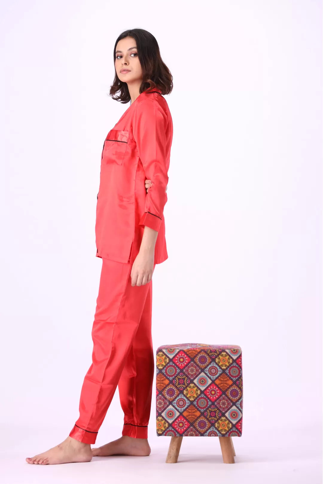 Valerie nightwear Gorgeous satin pajama set. Offering a well-fitting, luxury sleepwear. - Oshi.pk - Buy & Sell Online