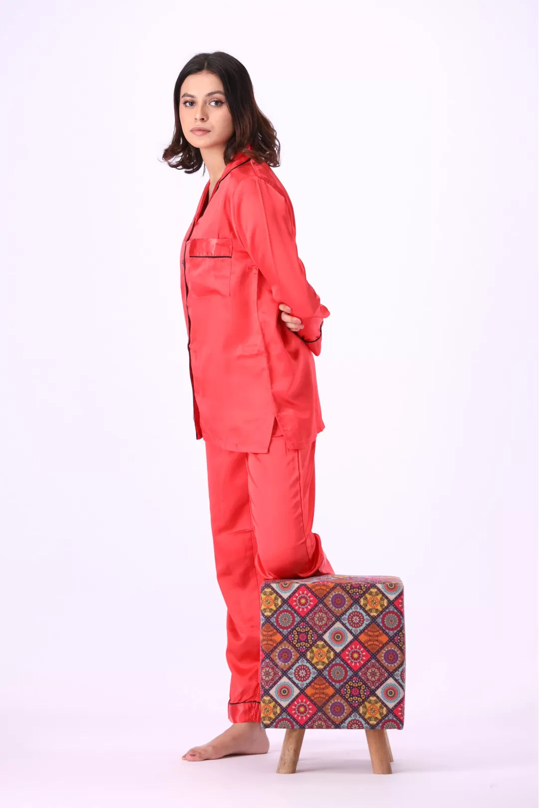 Valerie nightwear Gorgeous satin pajama set. Offering a well-fitting, luxury sleepwear. - Oshi.pk - Buy & Sell Online