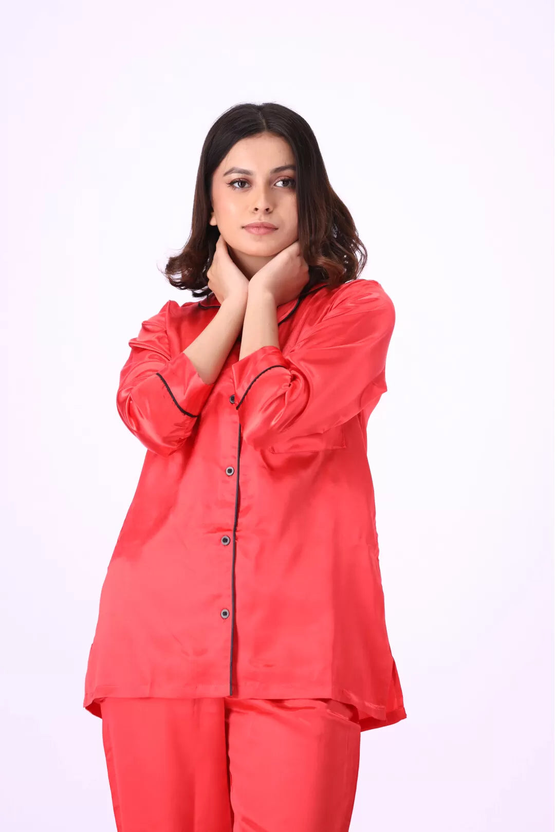 Valerie nightwear Gorgeous satin pajama set. Offering a well-fitting, luxury sleepwear. - Oshi.pk - Buy & Sell Online