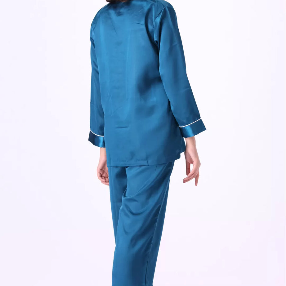 Valerie nightwear Gorgeous satin pajama set. Offering a well-fitting, luxury sleepwear. - Oshi.pk - Buy & Sell Online