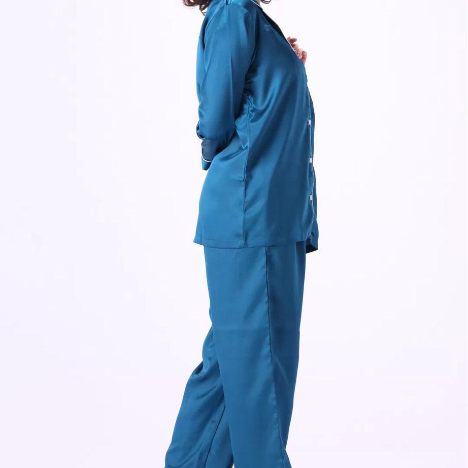 Valerie nightwear Gorgeous satin pajama set. Offering a well-fitting, luxury sleepwear. - Oshi.pk - Buy & Sell Online