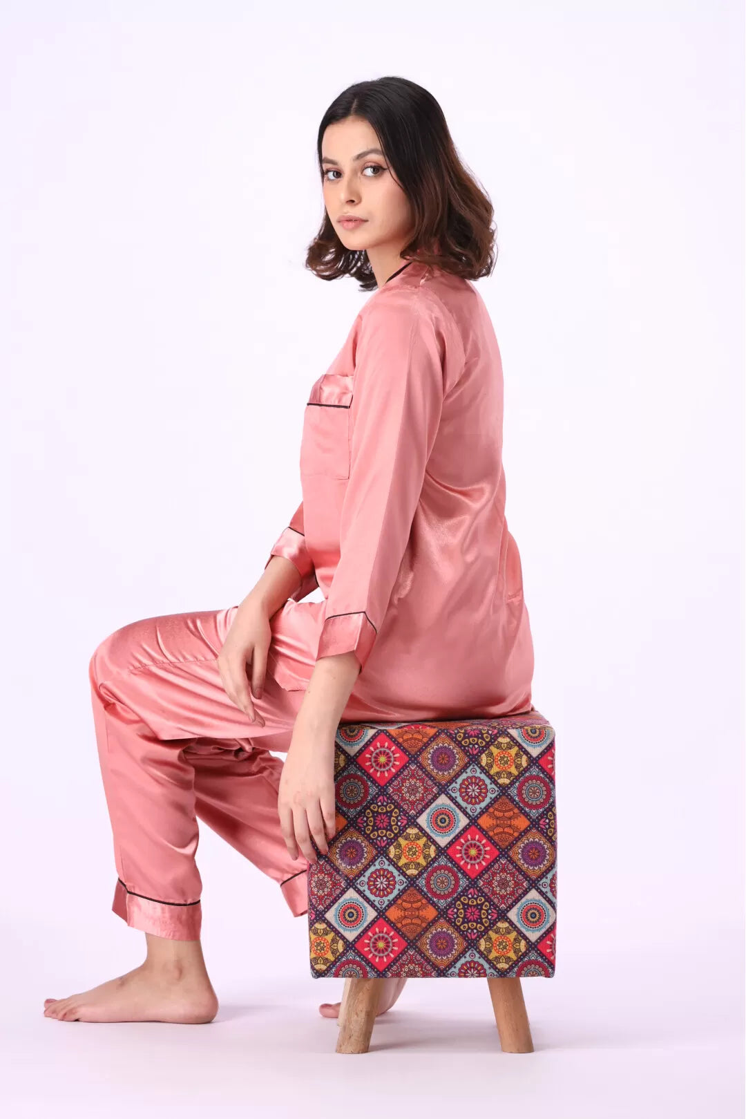 Valerie nightwear Gorgeous satin pajama set. Offering a well-fitting, luxury sleepwear. - Oshi.pk - Buy & Sell Online
