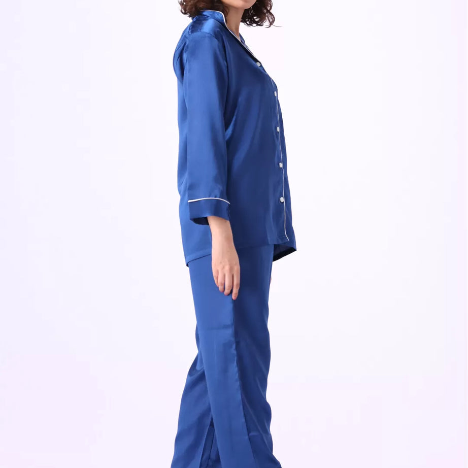 Valerie nightwear Gorgeous satin pajama set. Offering a well-fitting, luxury sleepwear. - Oshi.pk - Buy & Sell Online