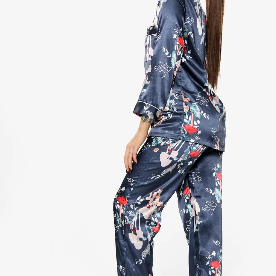 Valerie nightwear/sleepwear (LORI SCOTT) is designed for ultimate comfort and style. Our classic pajama set is updated in a smooth silky fabric - Oshi.pk - Buy & Sell Online