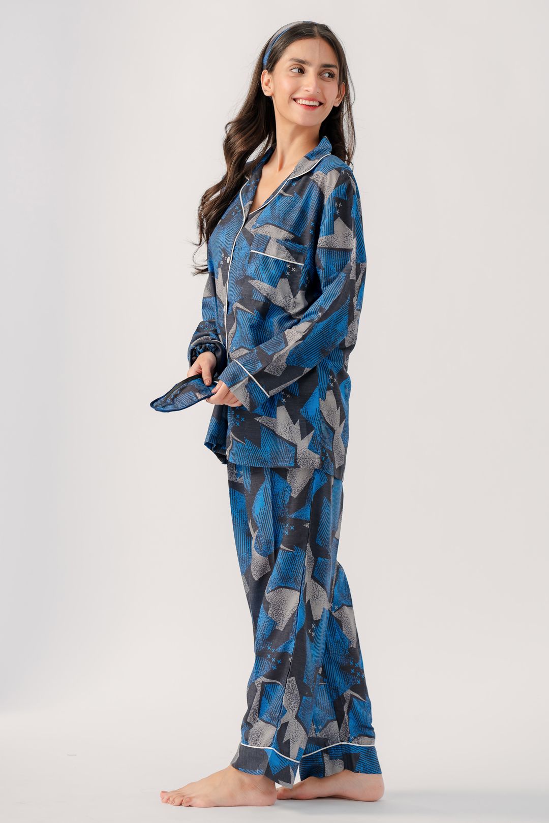 Valerie polyrrayon weightless & Antilipedge fabric nightwear/ loungewear pajama set for women Sleepwear - Oshi.pk - Buy & Sell Online