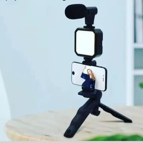Vlogging Kit, Video Making kit, with tripod stand, Microphone, Led Light, Mobile Holder ALL IN ONE - Oshi.pk - Buy & Sell Online