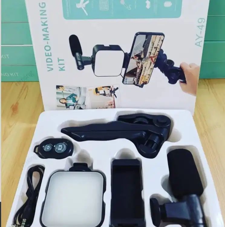 Vlogging Kit, Video Making kit, with tripod stand, Microphone, Led Light, Mobile Holder ALL IN ONE - Oshi.pk - Buy & Sell Online