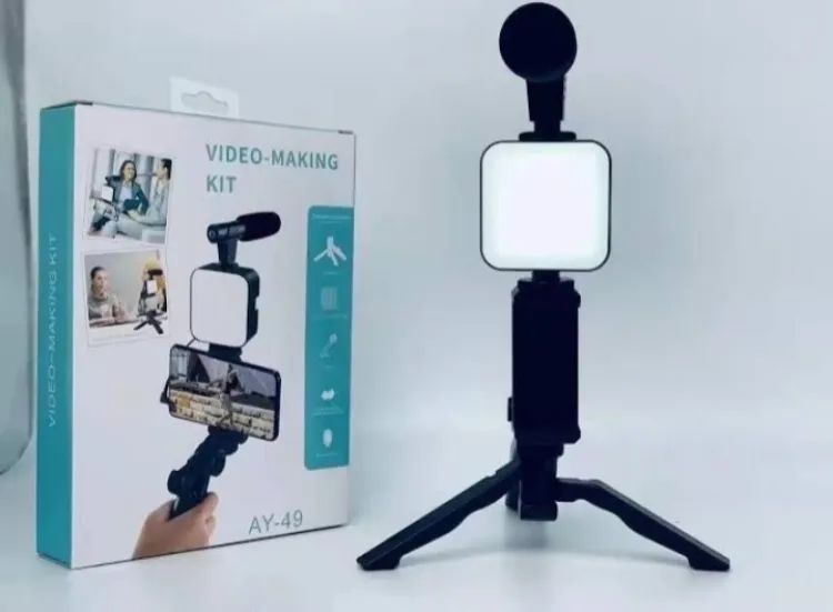 Vlogging Kit, Video Making kit, with tripod stand, Microphone, Led Light, Mobile Holder ALL IN ONE - Oshi.pk - Buy & Sell Online