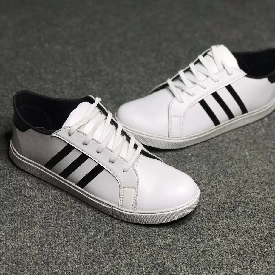 White Fashion Sneakers Lightweight Men Casual Shoes Fashion Shoes For Men Casual Partywear Boys Sneakers - Oshi.pk - Buy & Sell Online