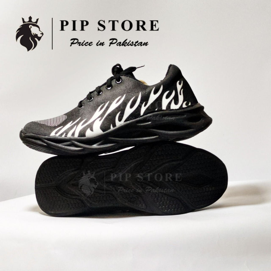 White Running Fashion Sneakers For Men - Oshi.pk - Buy & Sell Online