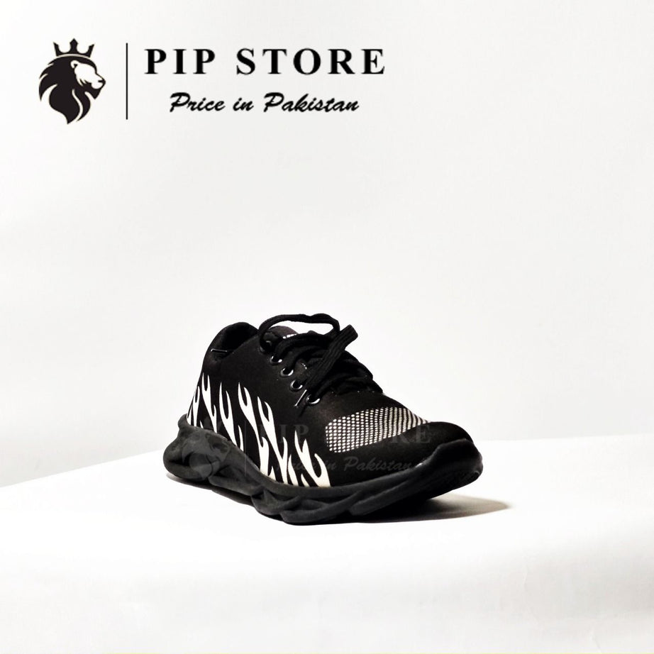 White Running Fashion Sneakers For Men - Oshi.pk - Buy & Sell Online