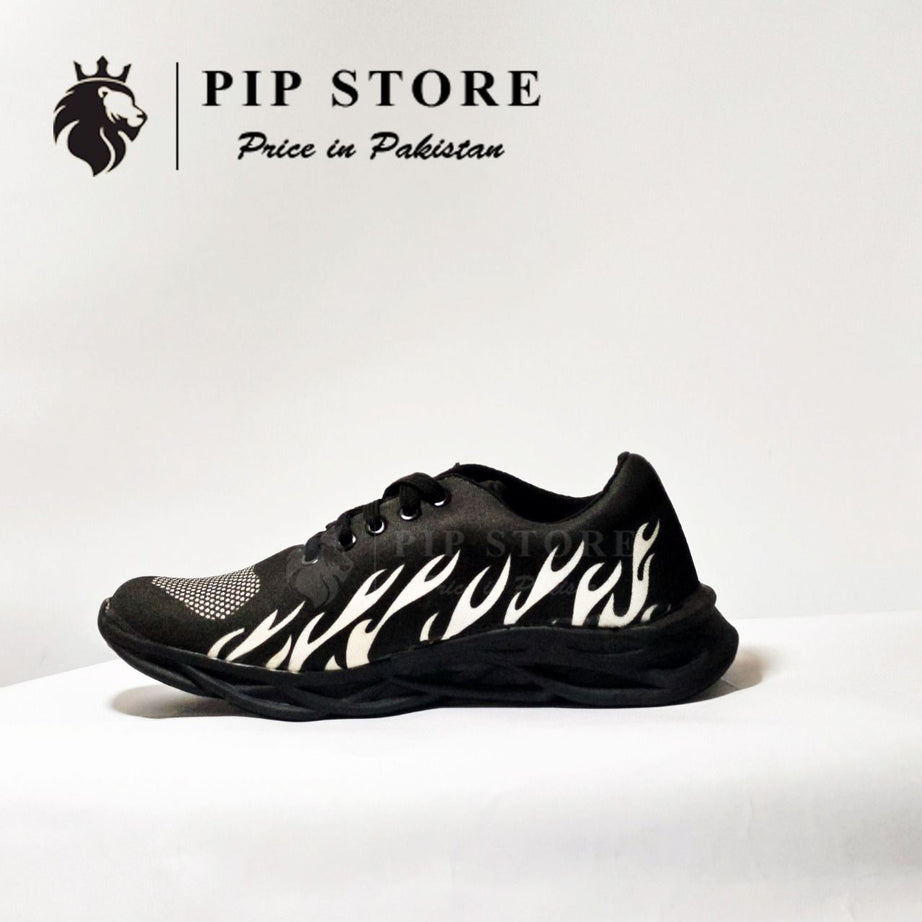 White Running Fashion Sneakers For Men - Oshi.pk - Buy & Sell Online