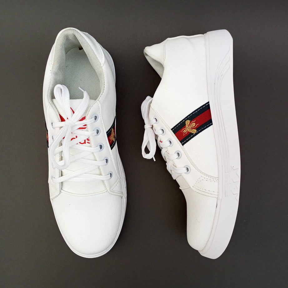 white sneaker shoes for men's - Oshi.pk - Buy & Sell Online