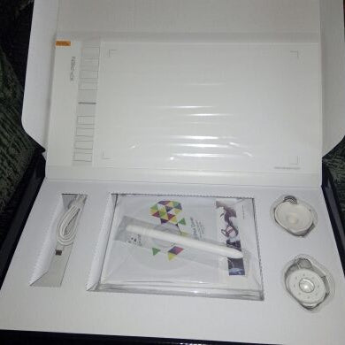 XP-PEN Star03 v2 Drawing Tablet 12 inch with 8 Hot Keys - Oshi.pk - Buy & Sell Online