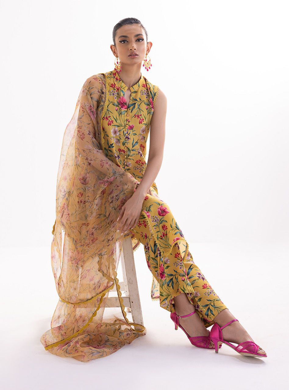 Zainab Chottani Digital Printed 3 PCS Women Unstitched Suit - Mustard - Oshi.pk - Buy & Sell Online