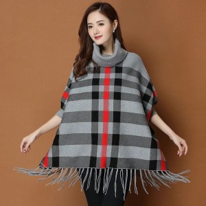 New Women's Checkered Bat-Wing Style Printed Fleece Poncho